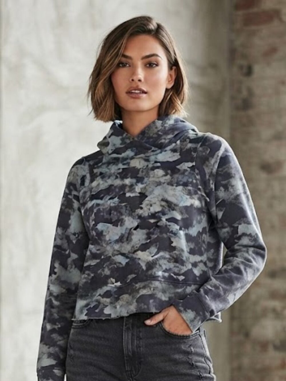 Lululemon Size 4 Loungeful Hoodie Heritage Camo Navy Pullover